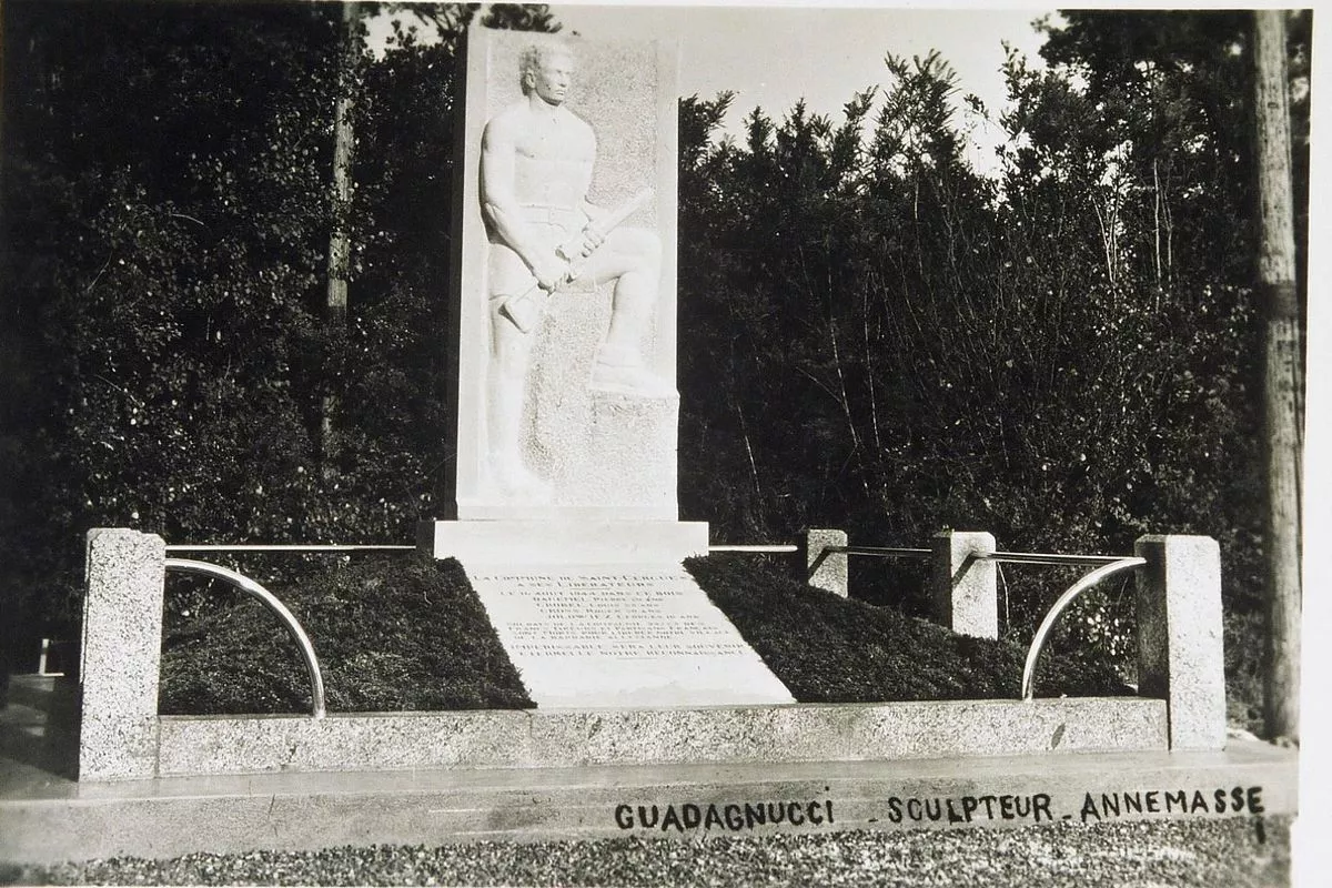 Statue bois davaud saint-cergues ancien